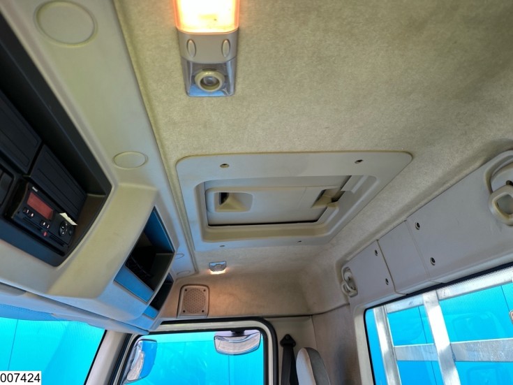 Renault Kerax 370 Dxi