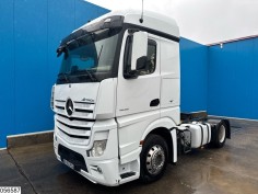 Mercedes Actros 1845
