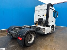 Mercedes Actros 1845