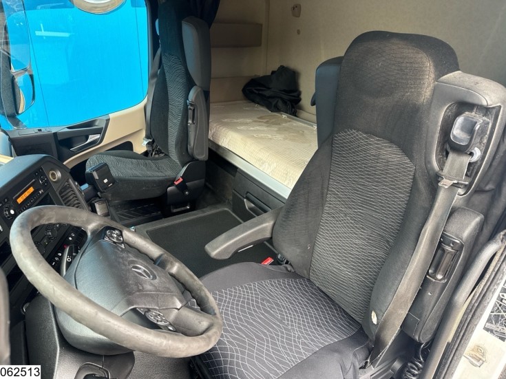 Mercedes Actros 1845