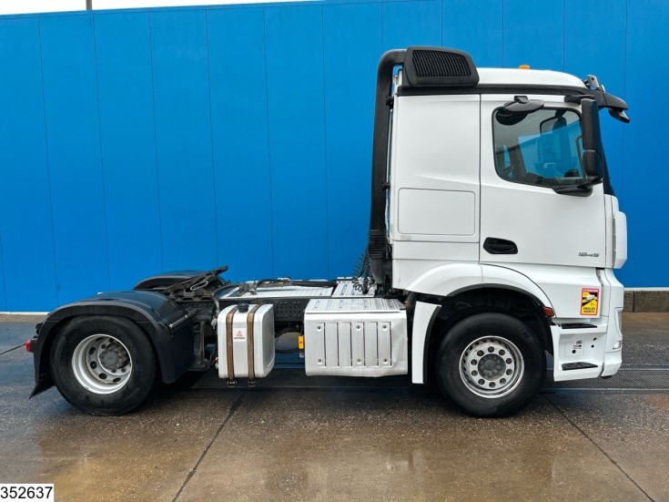 Mercedes Actros 1845