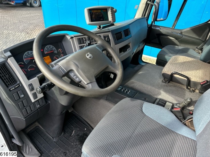 Volvo FE 300