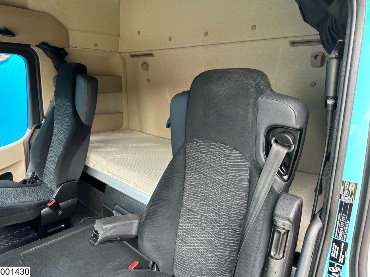 Mercedes Actros 1848