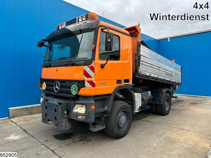 Mercedes Actros 1832
