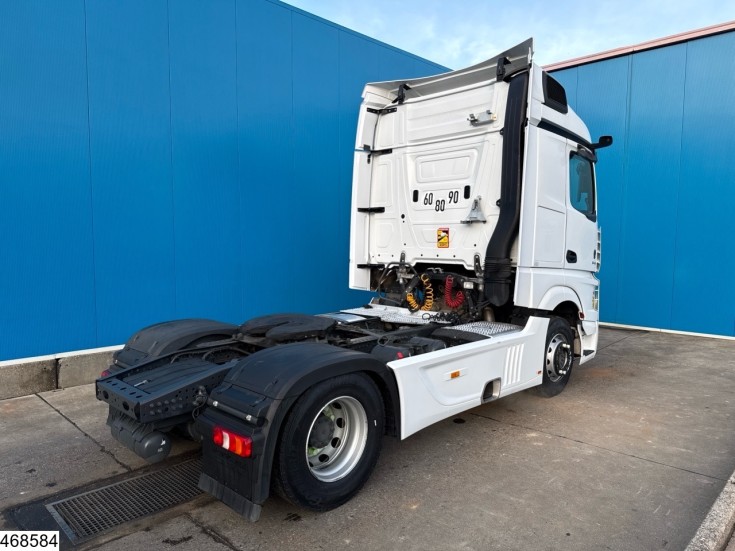 Mercedes Actros 1845