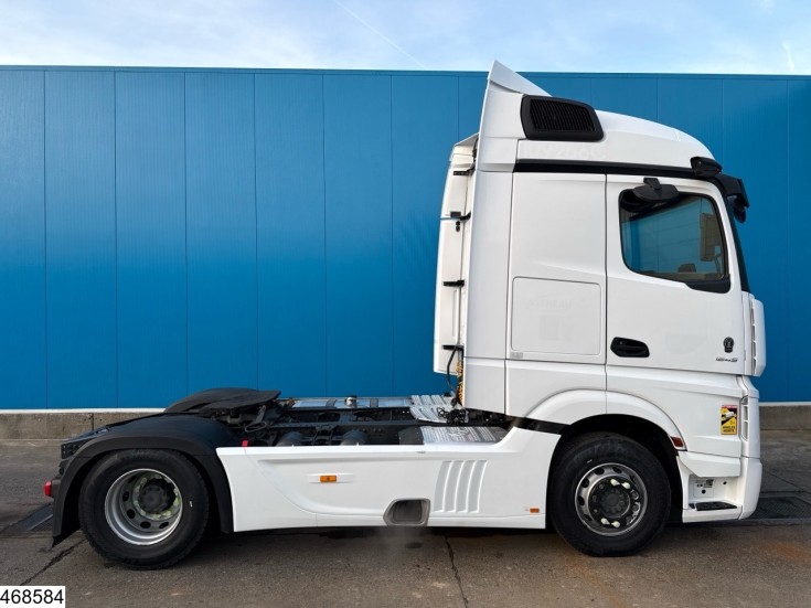 Mercedes Actros 1845