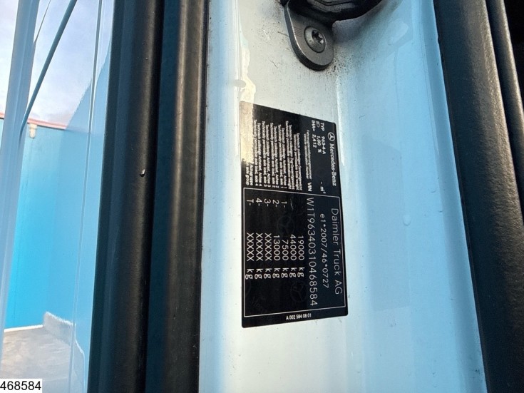 Mercedes Actros 1845