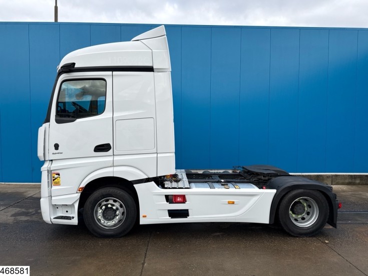 Mercedes Actros 1845