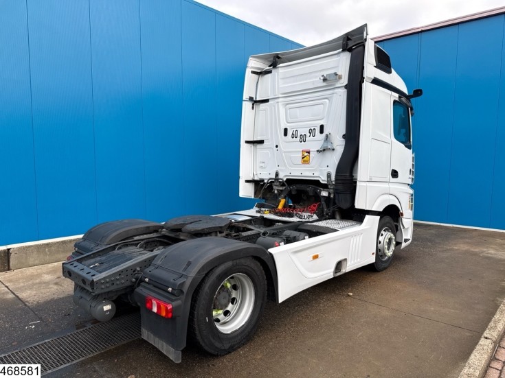 Mercedes Actros 1845