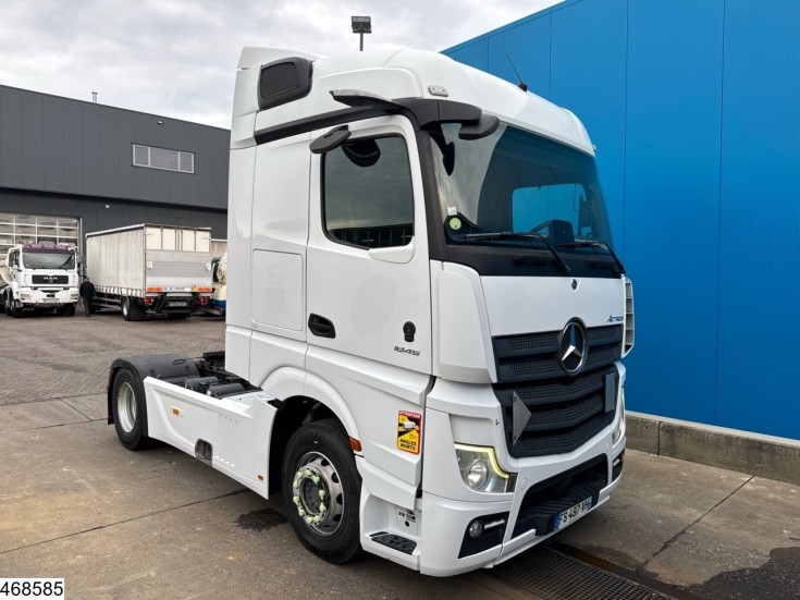 Mercedes Actros 1845