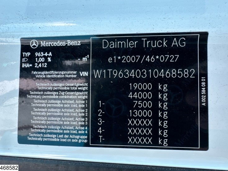 Mercedes Actros 1845