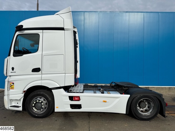 Mercedes Actros 1845