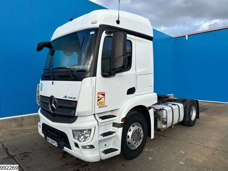 Mercedes Actros 1843