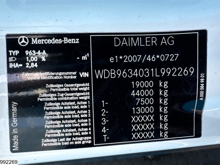 Mercedes Actros 1843