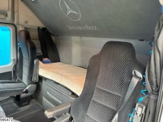Mercedes Actros 1844