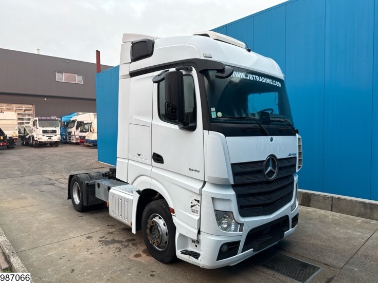 Mercedes Actros 1845