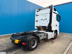 Mercedes Actros 1845