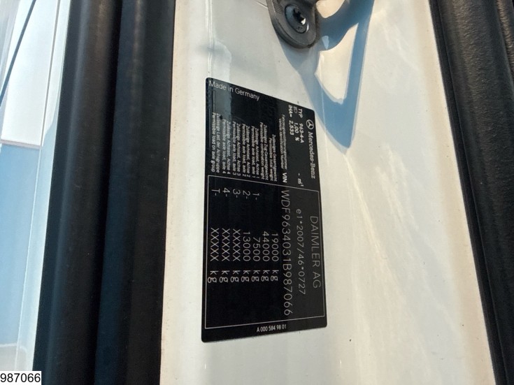 Mercedes Actros 1845