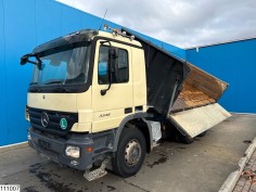 Mercedes Actros 3346