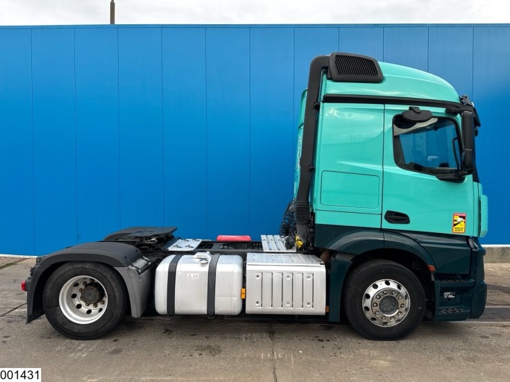 Mercedes Actros 1848