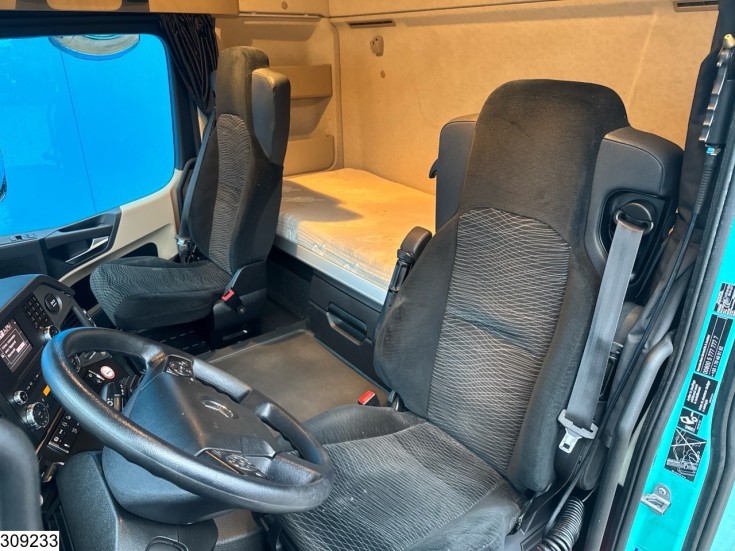 Mercedes Actros 1848