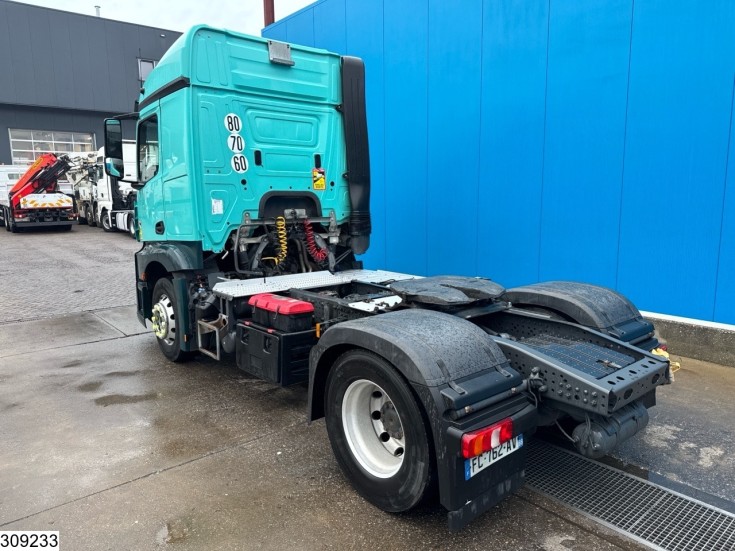 Mercedes Actros 1848