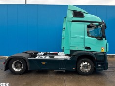 Mercedes Actros 1848