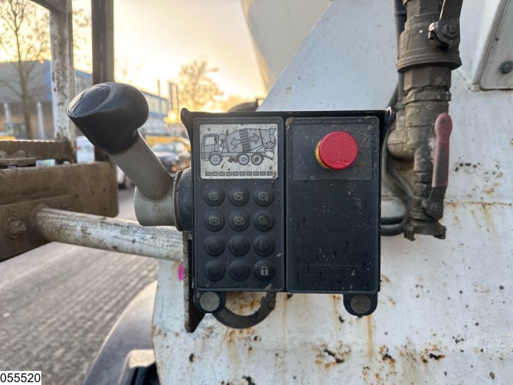 Liebherr Betonmixer