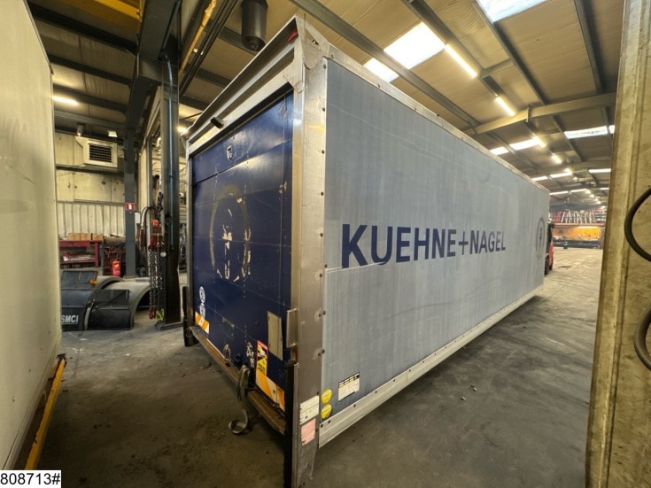 SMCI Gesloten laadbak