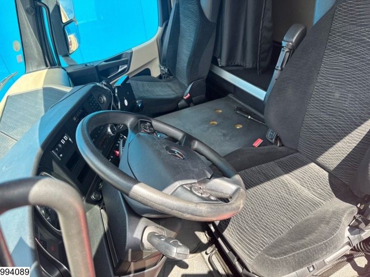 Mercedes Actros 1843