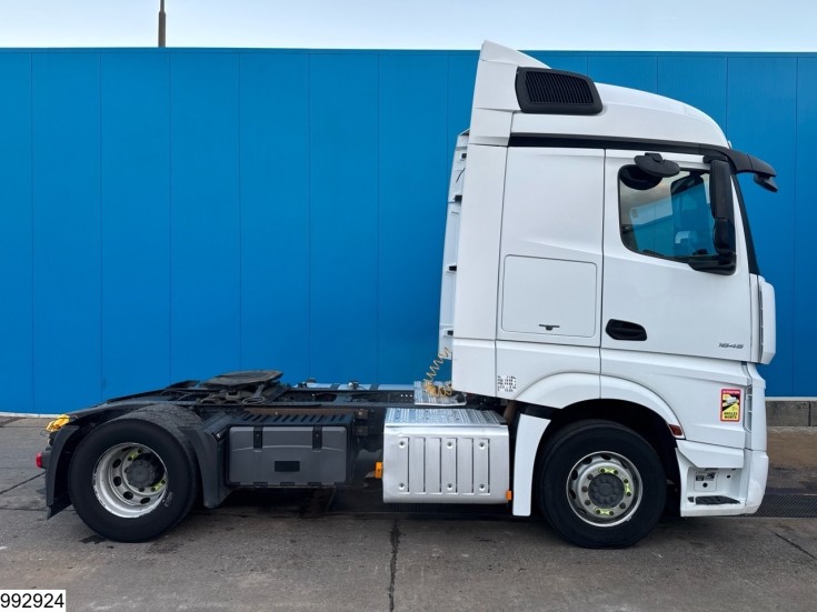 Mercedes Actros 1845