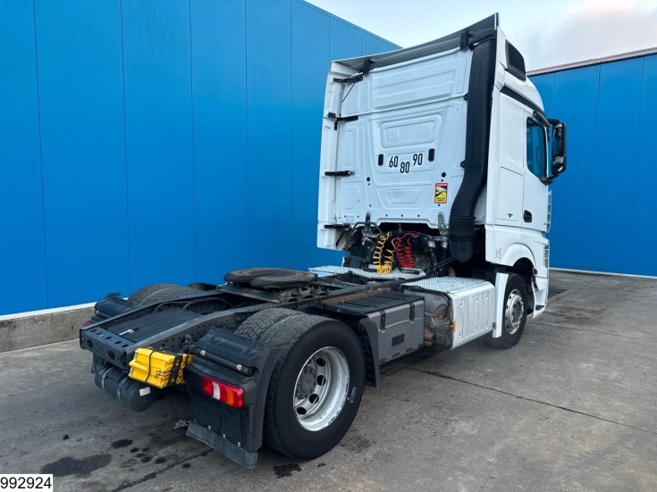 Mercedes Actros 1845