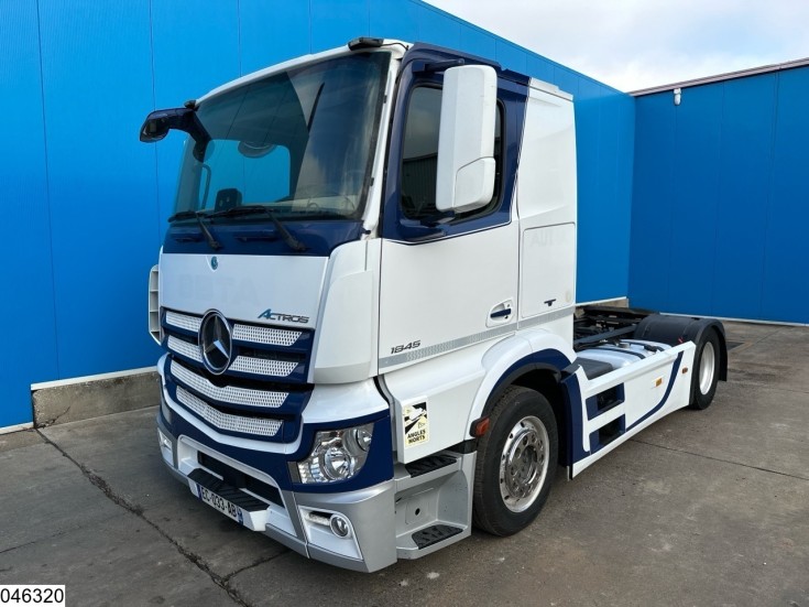 Mercedes Actros 1845