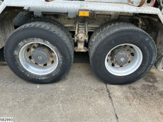 Mercedes Actros 3241