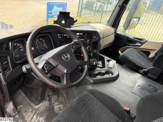 Mercedes Actros 1843