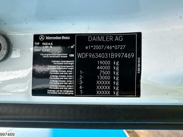 Mercedes Actros 1842