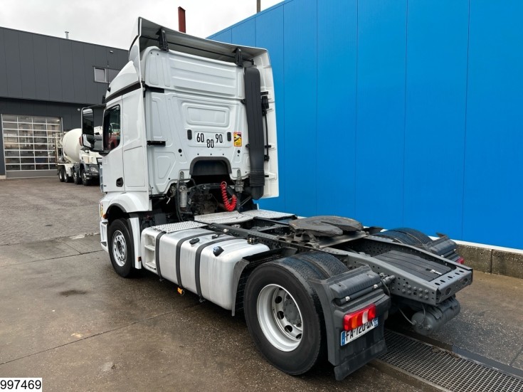 Mercedes Actros 1842