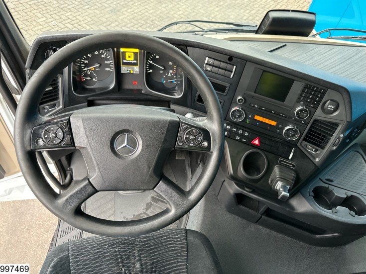 Mercedes Actros 1842