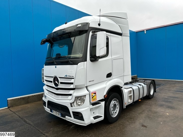 Mercedes Actros 1842