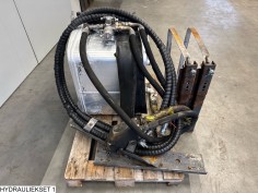 Afhymat Pump, tank and hydraulic hoses