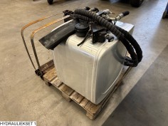 Afhymat Pump, tank and hydraulic hoses