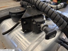 Afhymat Pump, tank and hydraulic hoses