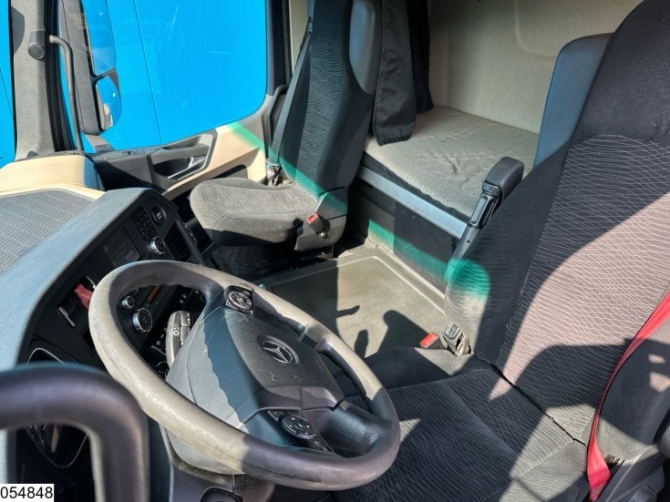 Mercedes Actros 1843