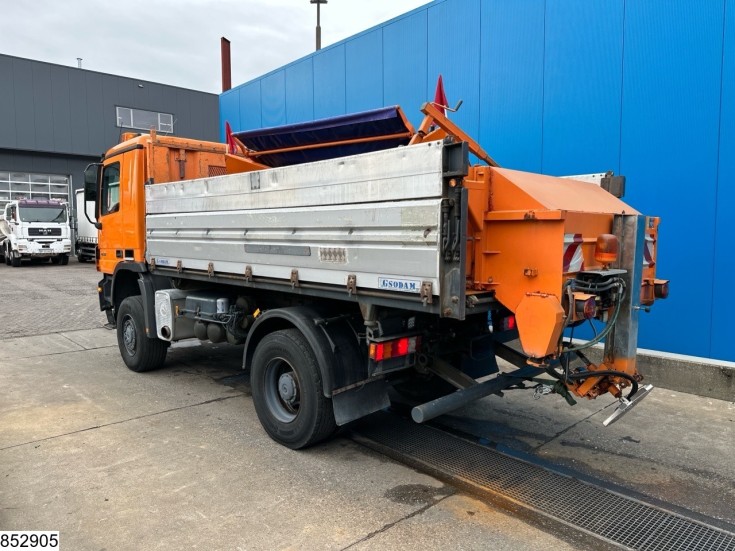 Mercedes Actros 1832