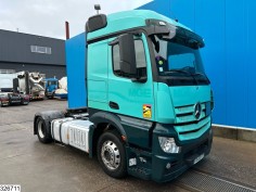 Mercedes Actros 1848