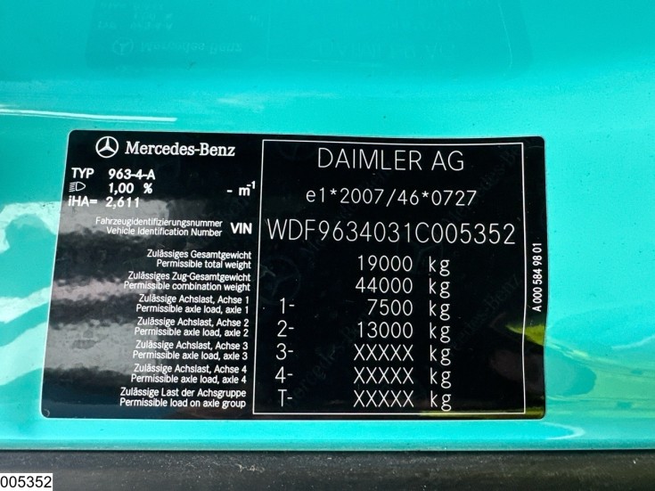 Mercedes Actros 1848