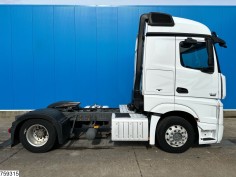 Mercedes Actros 1845