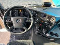 Mercedes Actros 1842