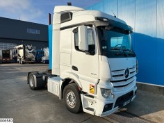 Mercedes Actros 1842