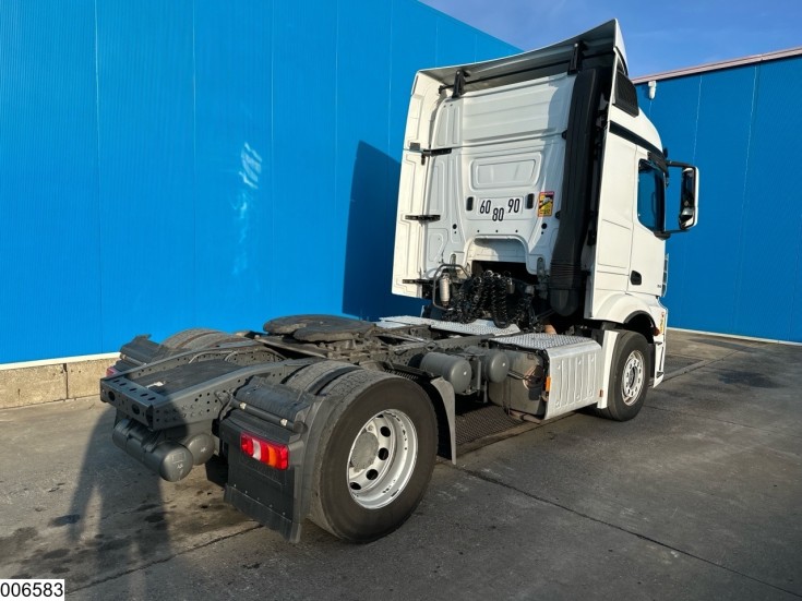 Mercedes Actros 1842